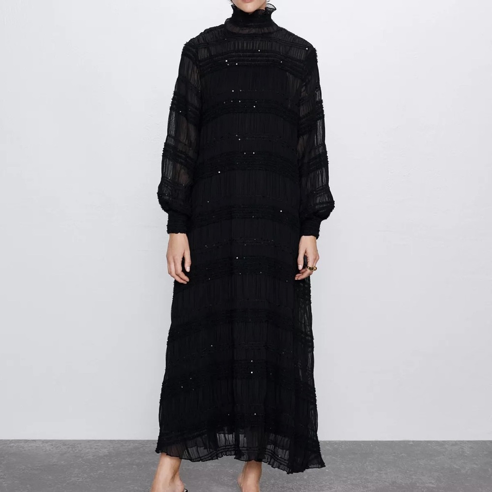 Zara Black long sleeves maxi dress size S